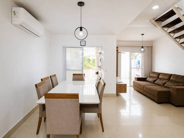 #8 - Casa para Venda em Jundiaí - SP - 1